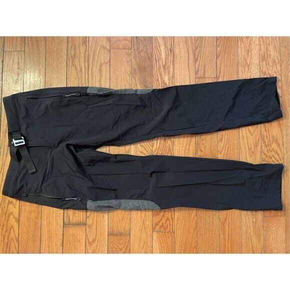 Columbia Nylon Pants - Picture 1 of 3